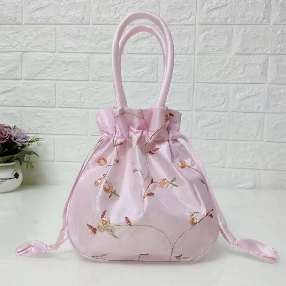 NIP Elegant Floral Oriental Embroidered Clutch Drawstring Bucket Bag